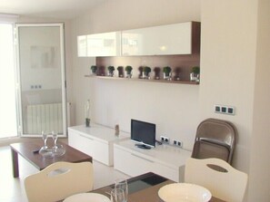 Spacious living-dining room