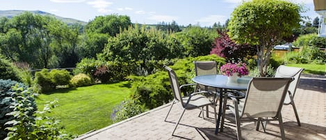            Patio garden