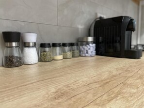 Kahvia ja/tai kahvinkeitin