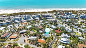 You are THIS close to the beach - just a couple blocks to relaxing on the Gulf. Yes - the water really looks like that 🏖️