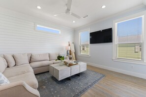Living Room (1)