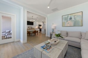 Living Room A (2)
