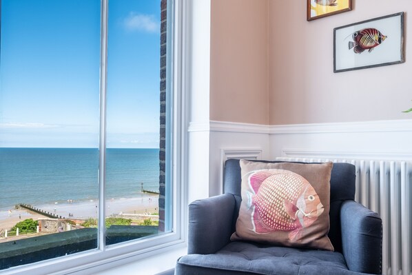 13 Burlington Place, Sheringham: With beautiful sea views