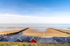 13 Burlington Place, Sheringham: With beautiful sea views