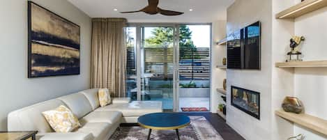 Malthouse Lane City Apartment - Nelson CBD