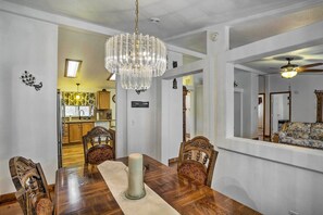 Dining Room | Dishware & Flatware