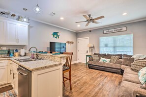 Living Room | Queen Sleeper Sofa | Smart TV | Board Games