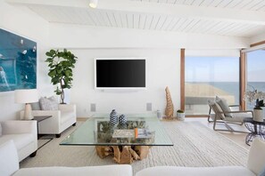 California Beach-Chic design throughout.