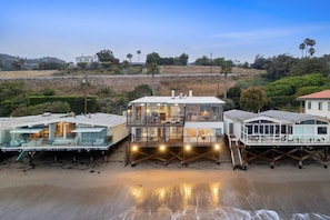 Not only is Paradise Cove the best beach in Malibu, it's the best beach in the world!