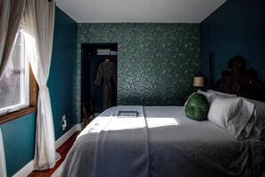 The Laughingwater Creek Trail Room (3)