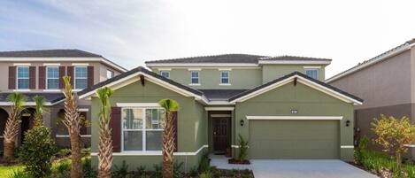 Front of this beautiful 5 bedroom/4 bathroom pool home with games room