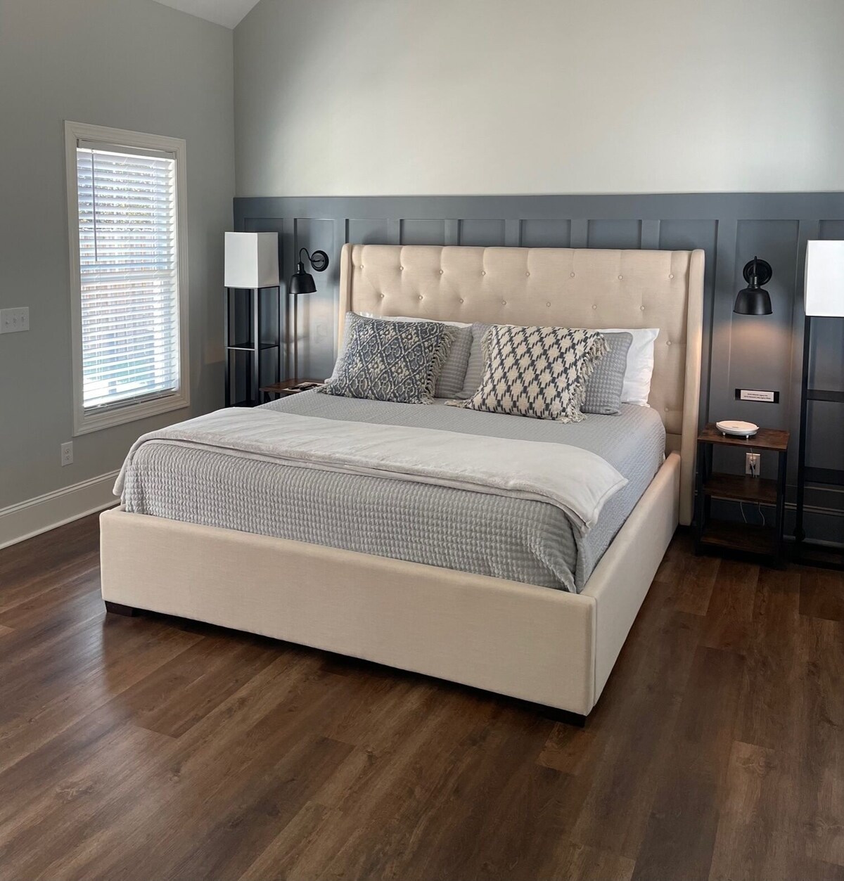 Relax, Rewind, Repeat – New Country Cottage