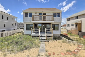 Home Exterior | Beachfront Setting | Ocean Views