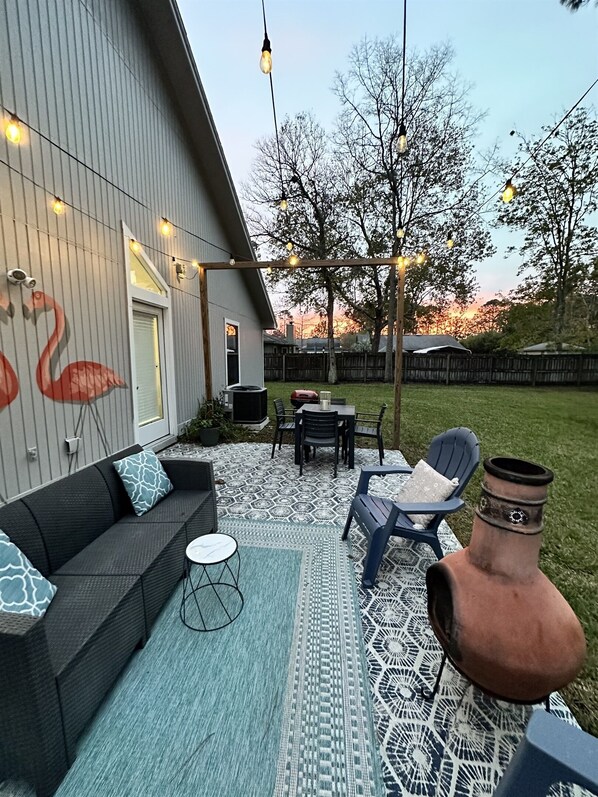 Outdoor dining