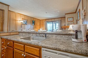 Kitchen island