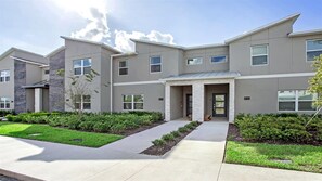 Sweet Home Vacation Home Rentals, Top Resorts Florida Solara Resort