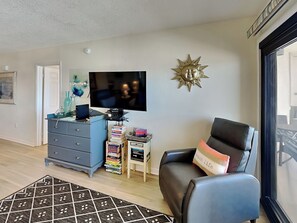 Living Area - TV