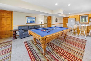 Surf or Sound Realty - 1030 - Salty Paws - Game Room -5