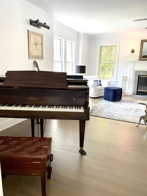 The Living Room (South end)