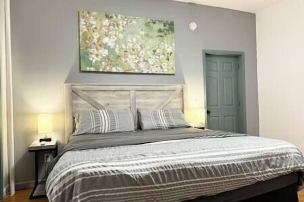 King size bed