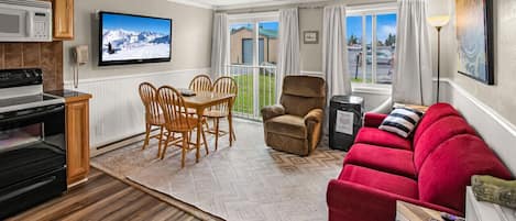 Mountain Lodge 147 is your snowshoe home away from home!