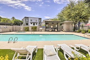 Community Pool | Grills | Outdoor Showers