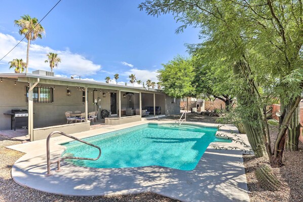 Tucson Vacation Rental | 3BR | 2BA | 2,000 Sq Ft | Step-Free Access