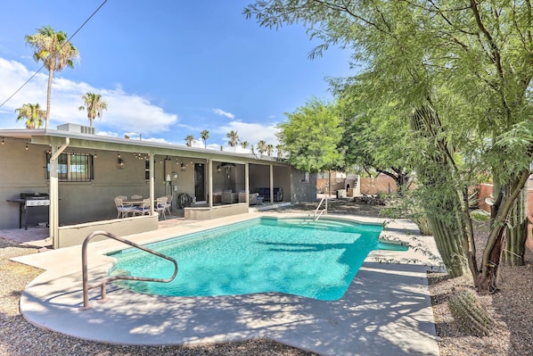 Tucson Vacation Rental | 3BR | 2BA | 2,000 Sq Ft | Step-Free Access