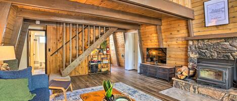 Big Bear Lake Vacation Rental | 2BR | 2BA | Stairs Required | 1,380 Sq Ft