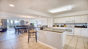 Kitchen/Living Room