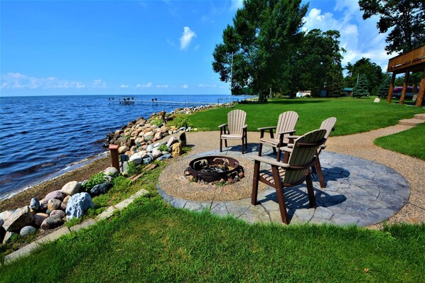 Lake House 18: Marvelous Mille Lacs Lake view.