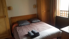 Chambre double avec balcon