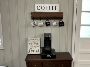 Enjoy the complementary coffee and tea bar. Morning coffee and afternoon tea. 