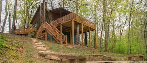 Huge deck and gorgeous fire pit overlooking the creek