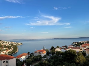 Vue depuis lâhĂ©bergement