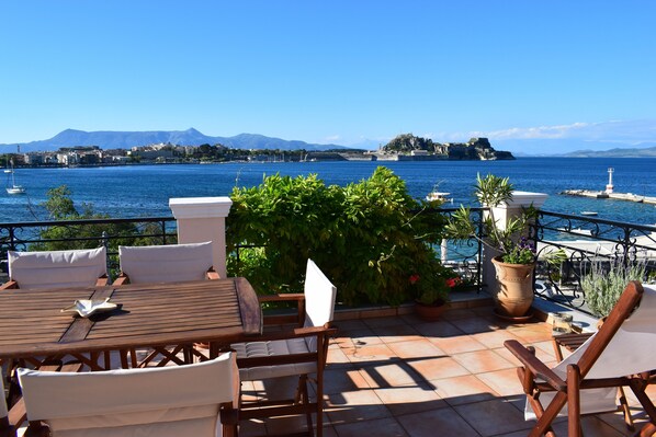 RELAXATION WITH A VIEW