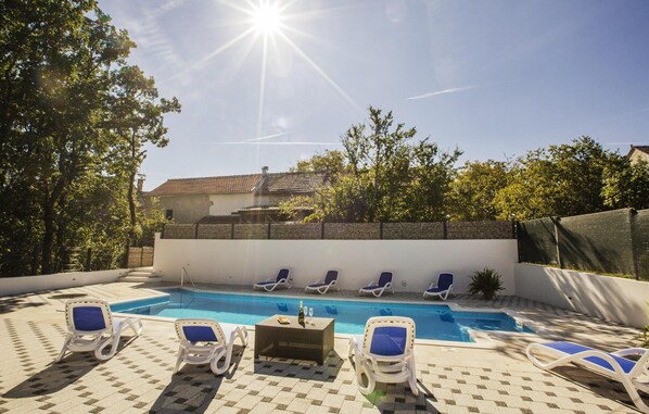 pool