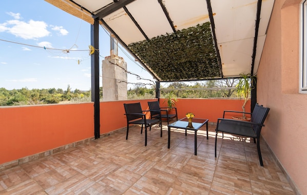 balcony-terrace