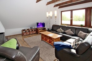 großes Wohnzimmer