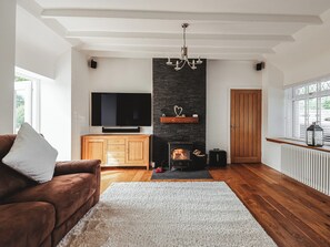 Living room/dining room | Holmbyre Smithy, Dalry, near Skelmorlie