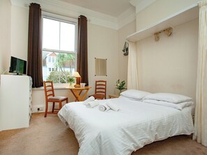 Studio | Apartment One - Broadshade Holiday Apartments, Paignton
