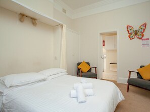 Studio | Apartment One - Broadshade Holiday Apartments, Paignton