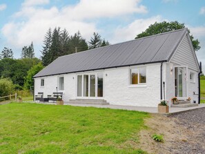 Exterior | Boatman’s Cottage at Inverinan Mor, Inverinan