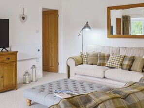 Living room | Boatman’s Cottage at Inverinan Mor, Inverinan