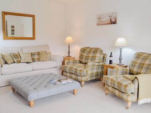 Living room | Boatman’s Cottage at Inverinan Mor, Inverinan