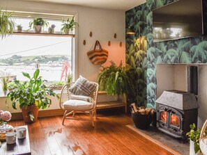 Living room | Mermaids Rest, Appledore