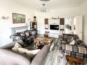 Living room | Osborne Place, All Isle of Bute