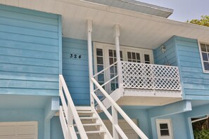 Stairs in front of the house - Stairs leading up to the front door and main entrance