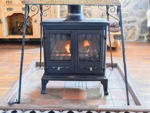 Open plan living space | Swn Y Nant, Pontrhydfendigaid
