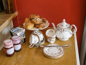 Dining Area | Hindscarth Apartment - Hindscarth Holidays, Camelford